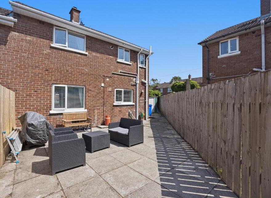 8 Knocknagoney Drive, Belfast, BT4 2QF