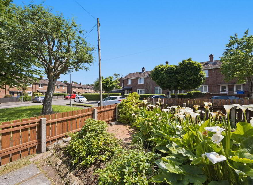 8 Knocknagoney Drive, Belfast, BT4 2QF