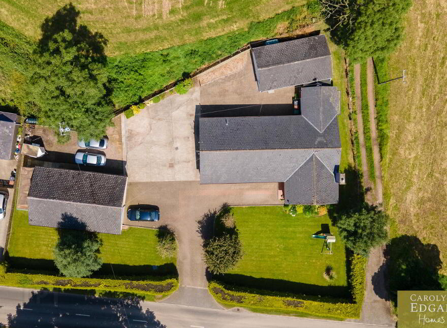 79 Mealough Road, Carryduff, Belfast, BT8 8LS