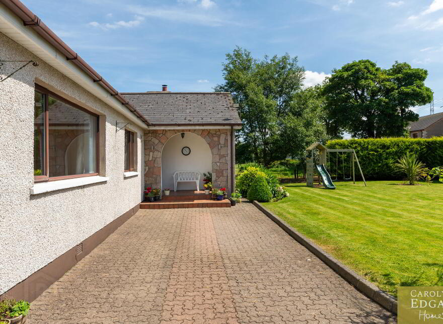 79 Mealough Road, Carryduff, Belfast, BT8 8LS