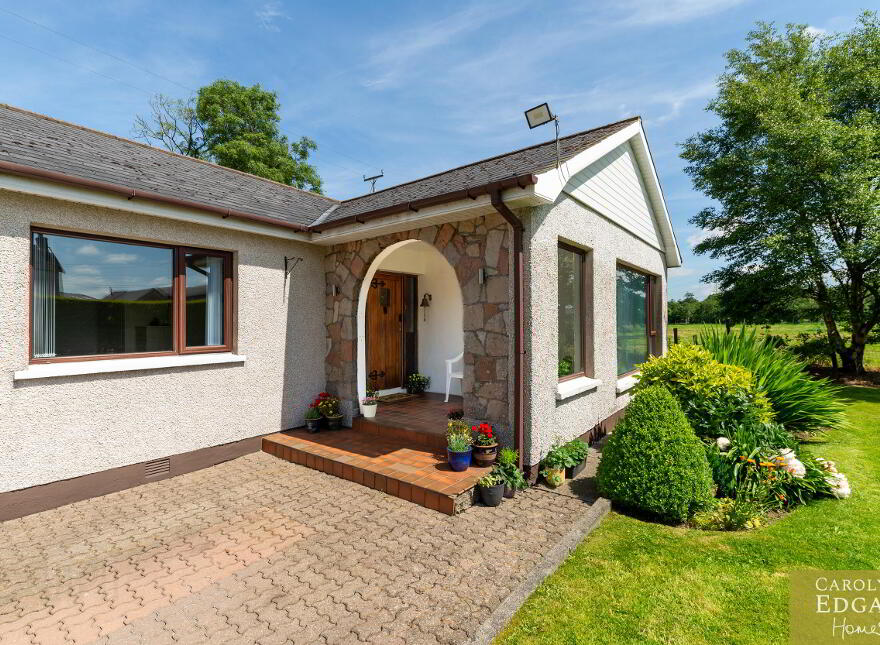 79 Mealough Road, Carryduff, Belfast, BT8 8LS