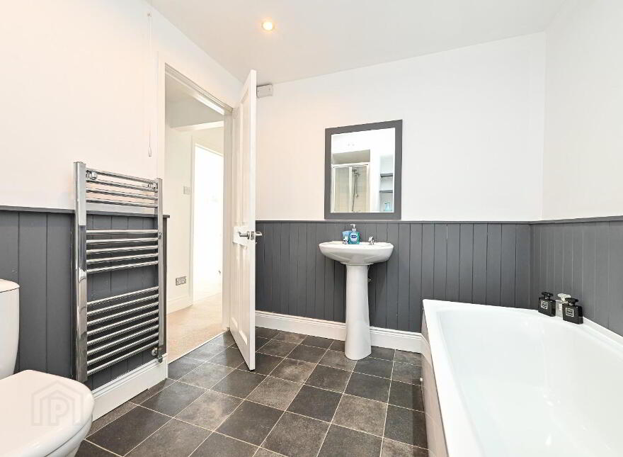 45 Main Street, Carrowdore, BT22 2HN