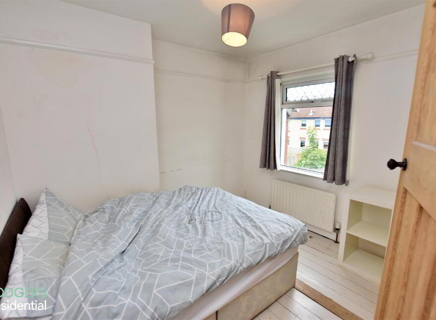 14 Strandburn Park, Belfast, BT4 1ND