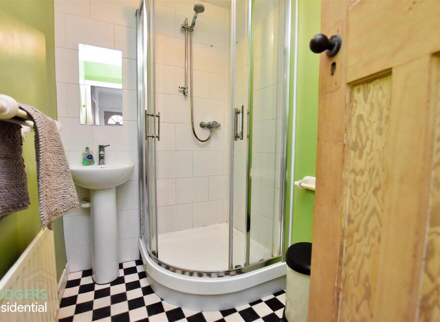 14 Strandburn Park, Belfast, BT4 1ND