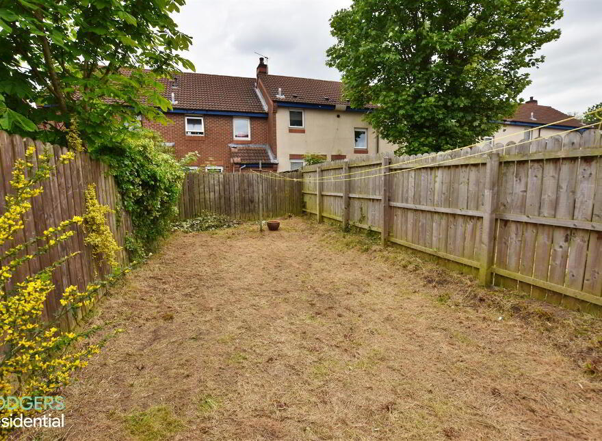 14 Strandburn Park, Belfast, BT4 1ND