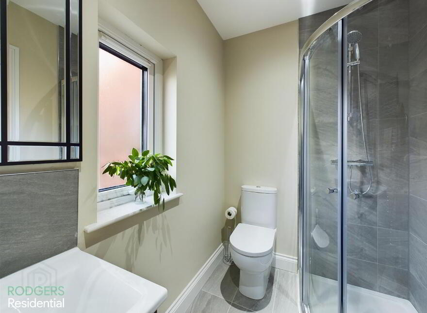 Apt 1, 14 Windsor Avenue, Belfast, BT9 6EE