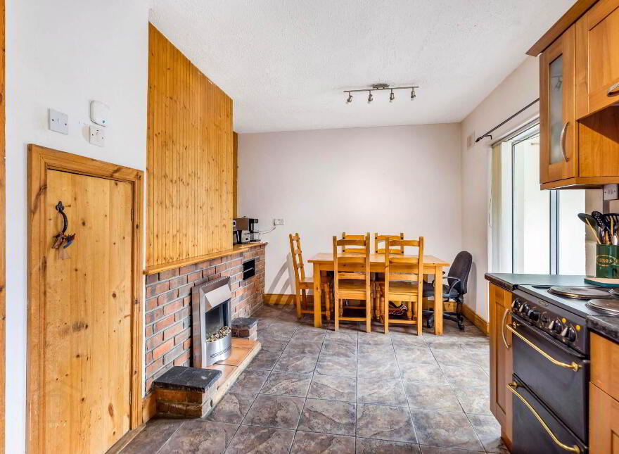 14 Aghameen Park, Muirhevnamor, Dundalk, A91H32A