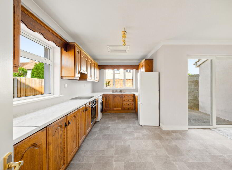 23 Dolmen Court, Browneshill Road, Carlow Town, R93KR25