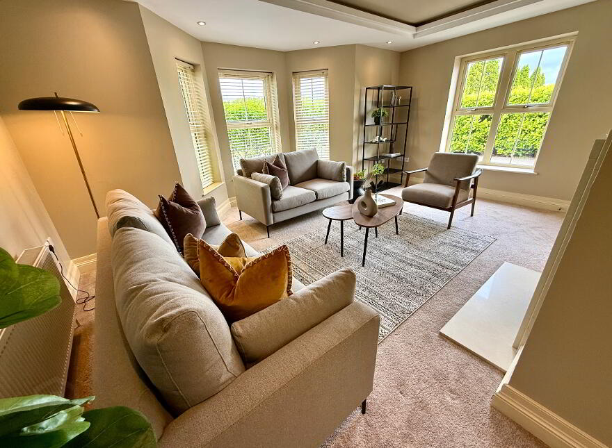 30 Oak Country Manor, Waterside, L'Derry, BT47 6HG