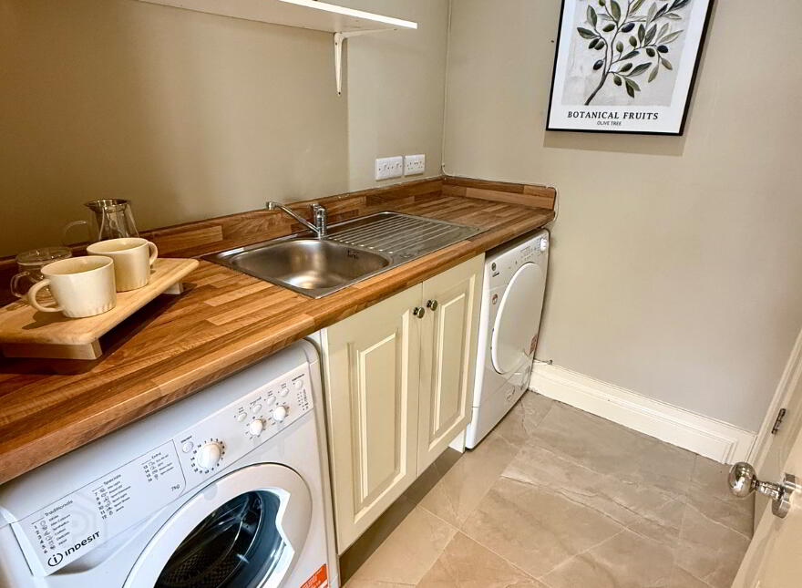 30 Oak Country Manor, Waterside, L'Derry, BT47 6HG
