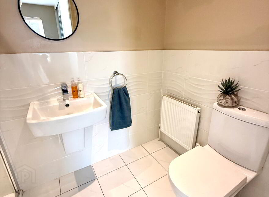 30 Oak Country Manor, Waterside, L'Derry, BT47 6HG