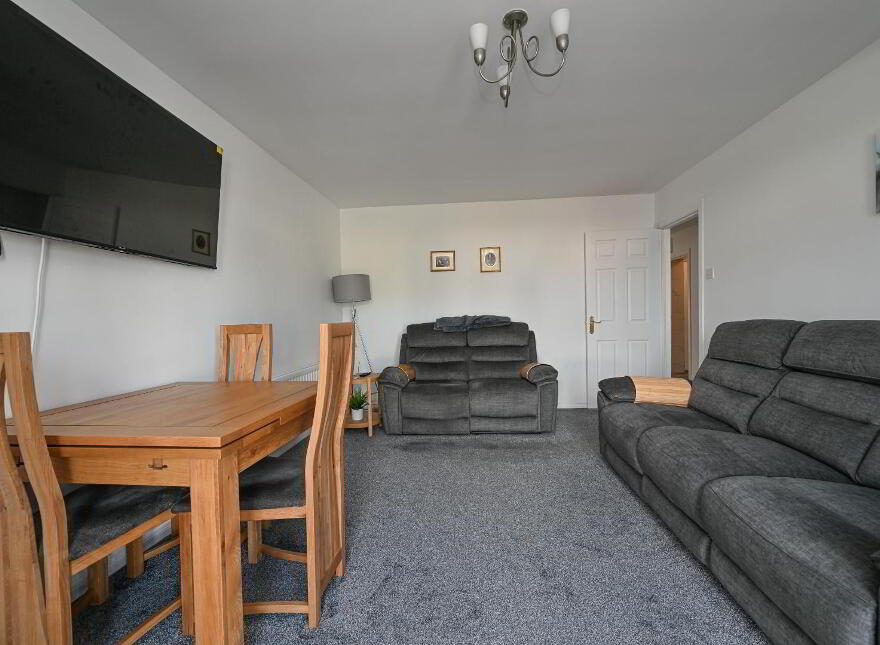 6 Sandringham Court, Bangor, BT20 5JE