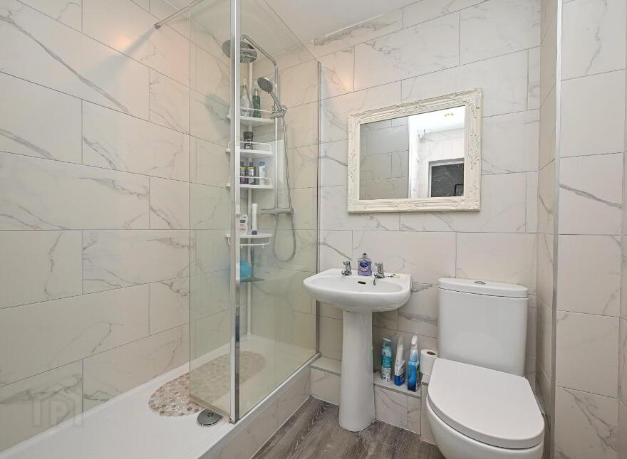 6 Sandringham Court, Bangor, BT20 5JE