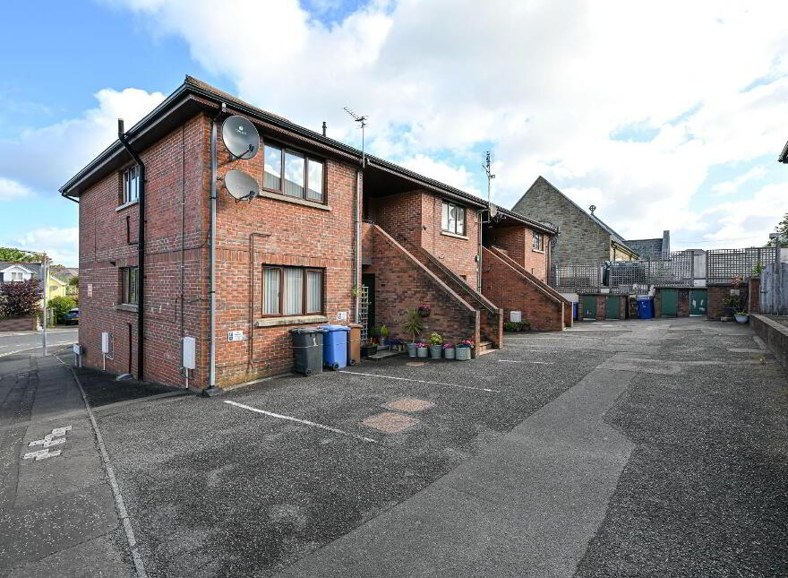 6 Sandringham Court, Bangor, BT20 5JE