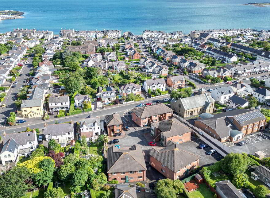 6 Sandringham Court, Bangor, BT20 5JE