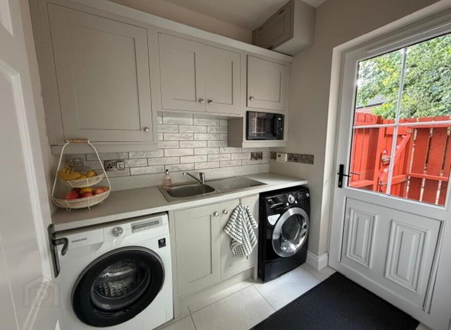15 Glebe Gardens, Moira, BT67 0TU