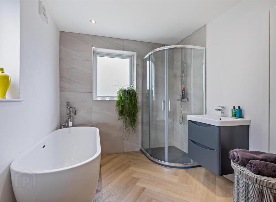 25 Andrews Shorefield, Groomsport, BT19 6LJ