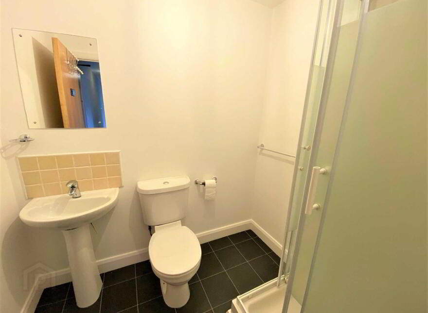 Apt 7, 112 Templemore Avenue, Belfast, BT5 4FX