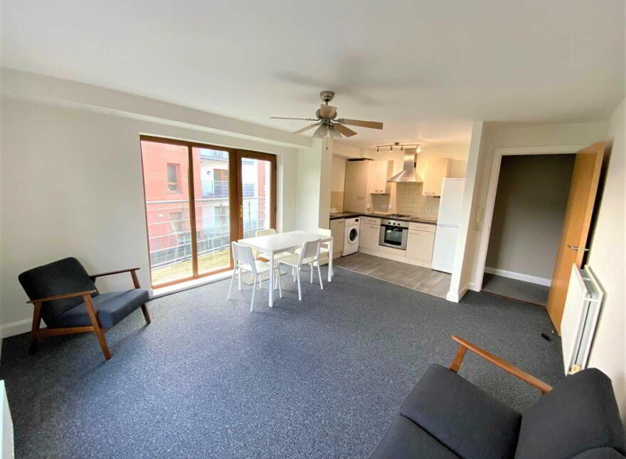 Apt 7, 112 Templemore Avenue, Belfast, BT5 4FX