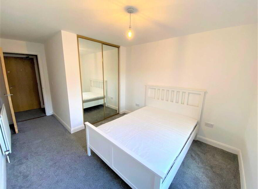 Apt 7, 112 Templemore Avenue, Belfast, BT5 4FX