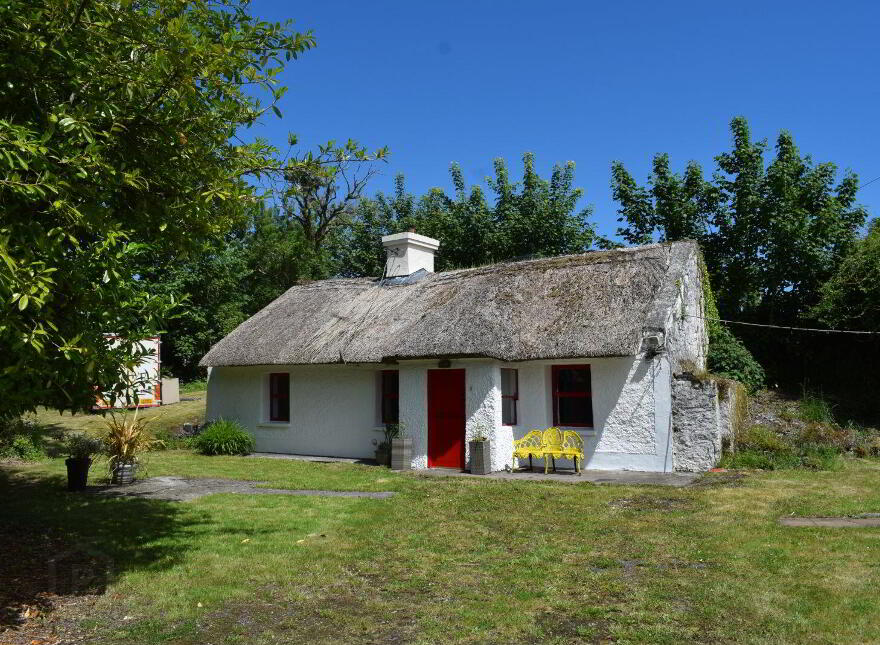 Thatched Cottage, Roveagh, Kilcolgan, H91WEP9