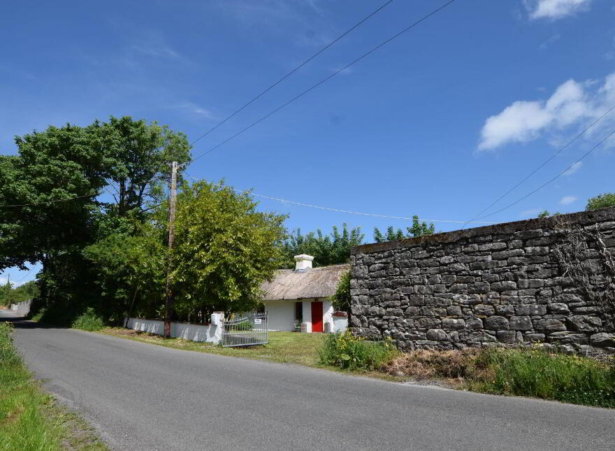 Thatched Cottage, Roveagh, Kilcolgan, H91WEP9