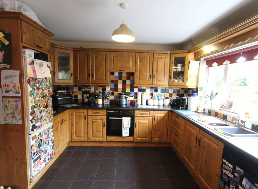4 Lakeview Heights, Ballybay, A75W968
