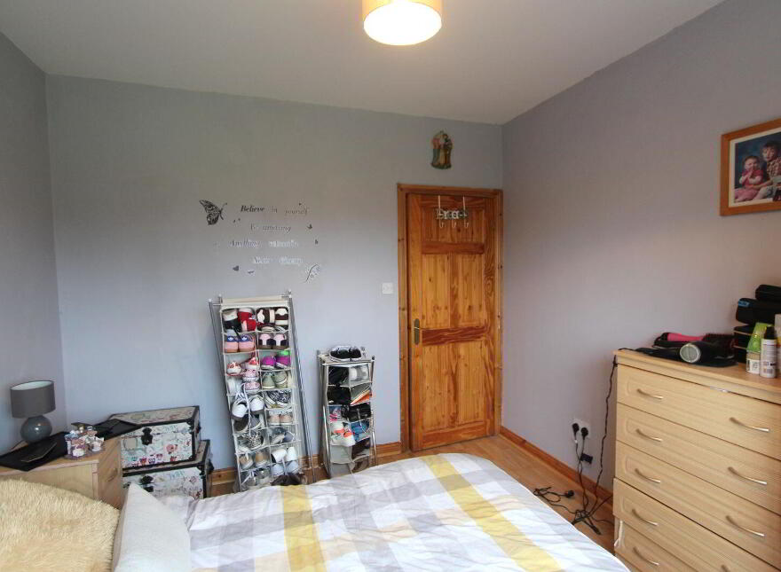 4 Lakeview Heights, Ballybay, A75W968