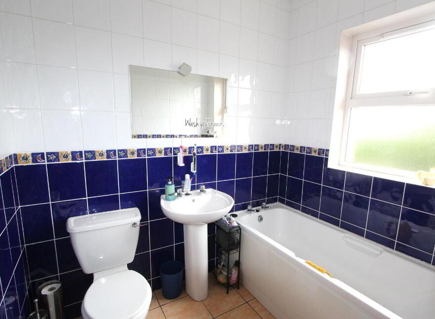 4 Lakeview Heights, Ballybay, A75W968