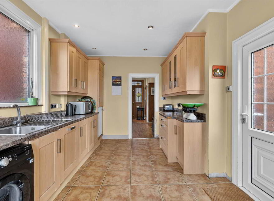 99 Knock Road, Belfast, BT5 6LF