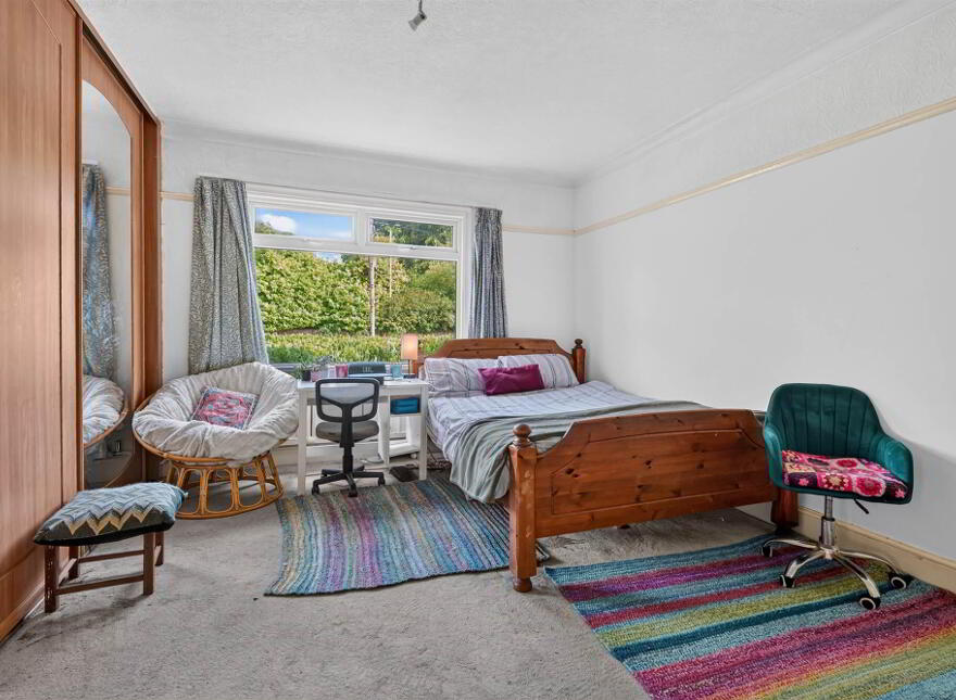 99 Knock Road, Belfast, BT5 6LF