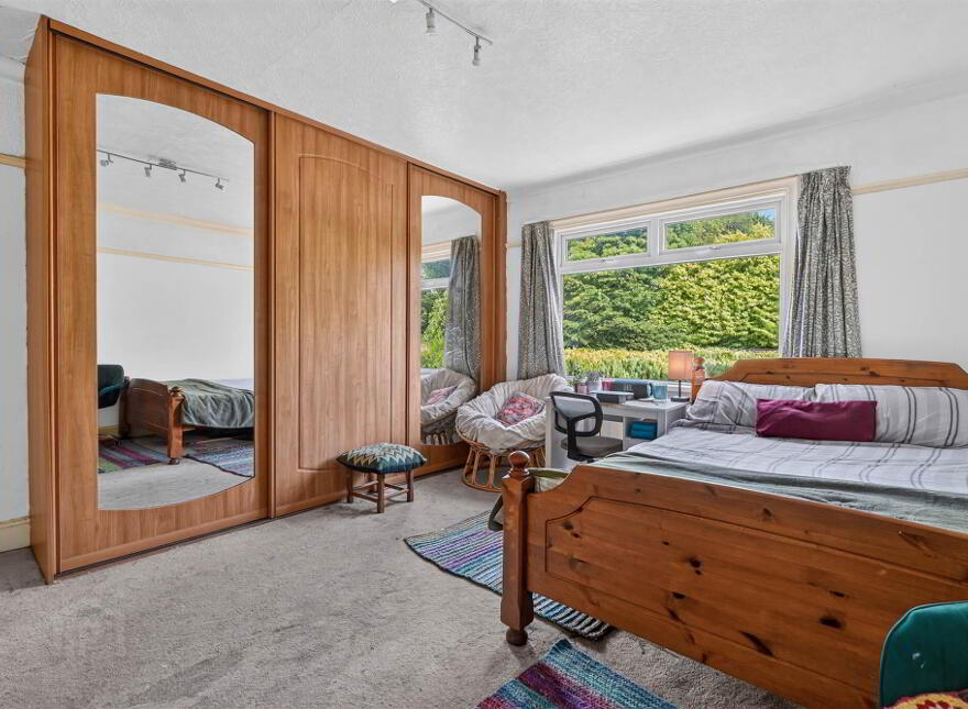 99 Knock Road, Belfast, BT5 6LF
