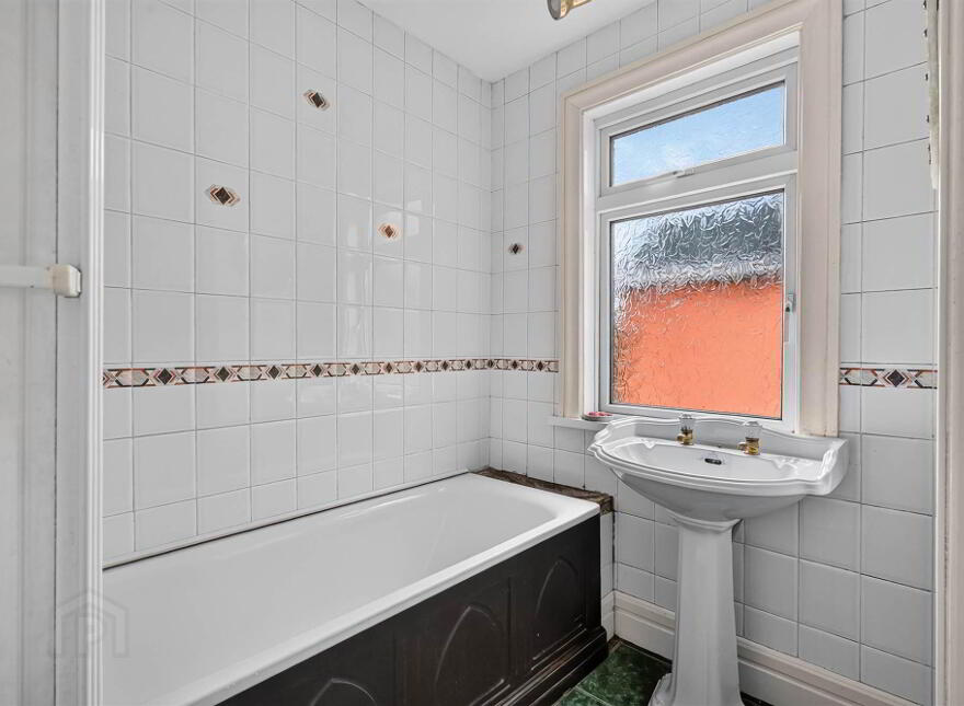 99 Knock Road, Belfast, BT5 6LF