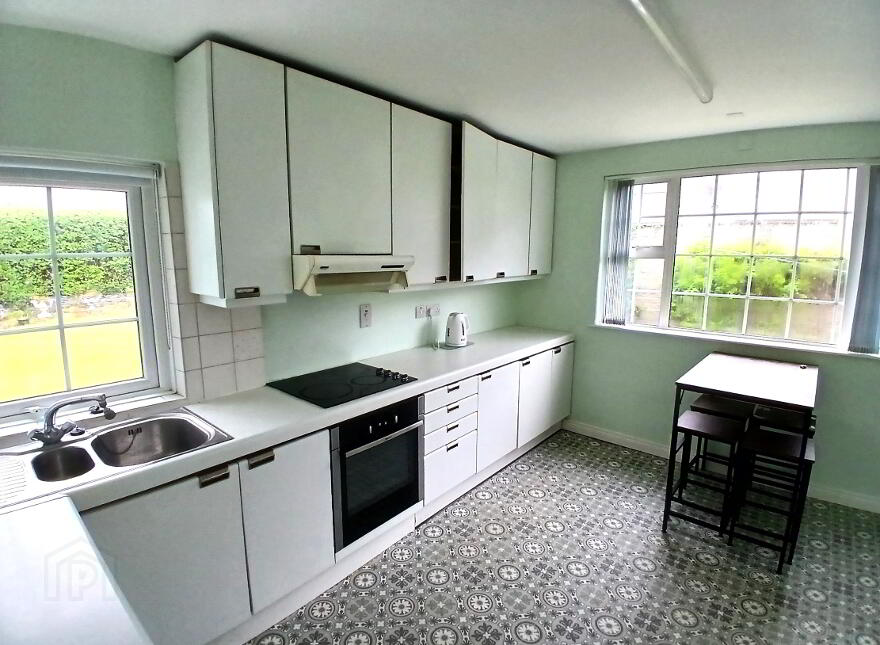 Centre-Ville Cottage, 8 Park Lane, Newcastle, BT33 0AR