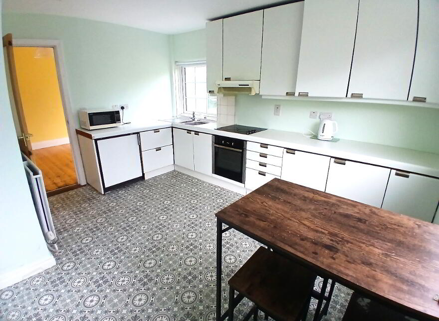 Centre-Ville Cottage, 8 Park Lane, Newcastle, BT33 0AR