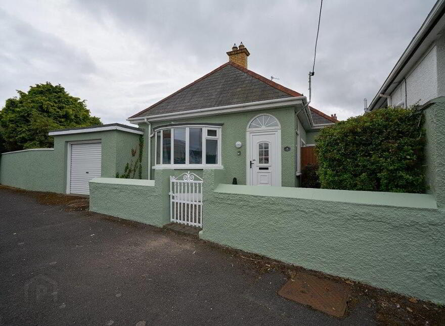 Centre-Ville Cottage, 8 Park Lane, Newcastle, BT33 0AR