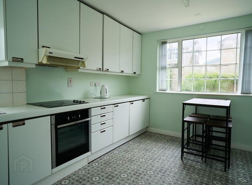 Centre-Ville Cottage, 8 Park Lane, Newcastle, BT33 0AR