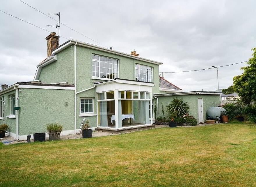 Centre-Ville Cottage, 8 Park Lane, Newcastle, BT33 0AR