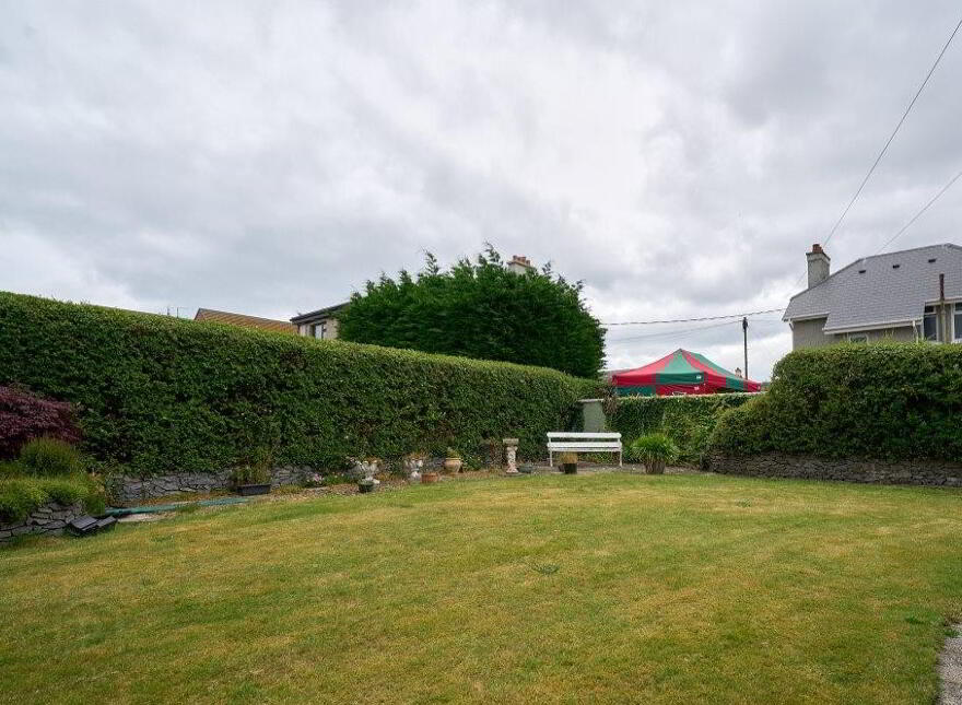 Centre-Ville Cottage, 8 Park Lane, Newcastle, BT33 0AR
