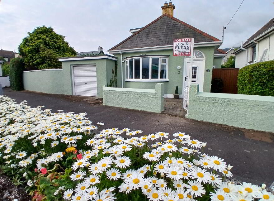 Centre-Ville Cottage, 8 Park Lane, Newcastle, BT33 0AR