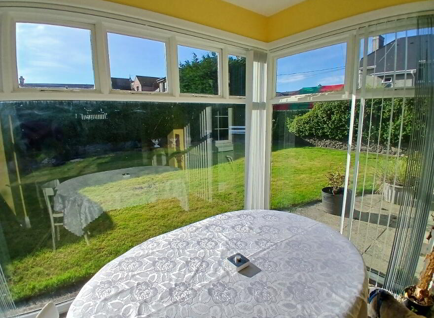 Centre-Ville Cottage, 8 Park Lane, Newcastle, BT33 0AR