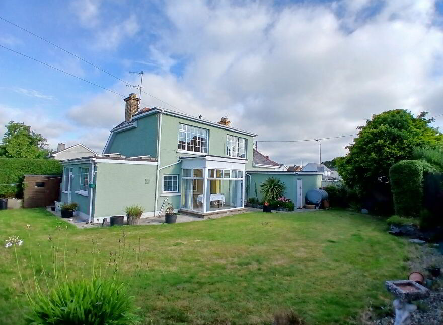 Centre-Ville Cottage, 8 Park Lane, Newcastle, BT33 0AR