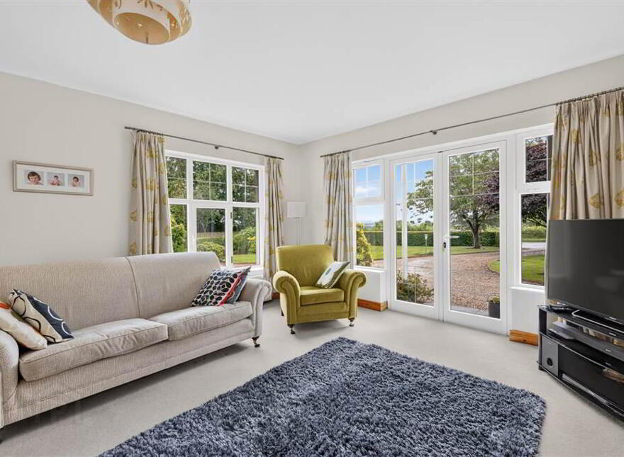 255 Ballynahinch Road, Lisburn, BT27 5LS
