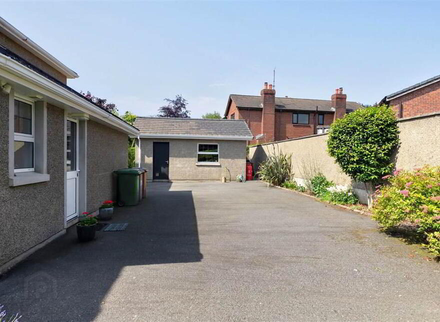 255 Ballynahinch Road, Lisburn, BT27 5LS