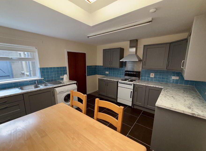52 Donnybrook Street, Belfast, BT9 7DD