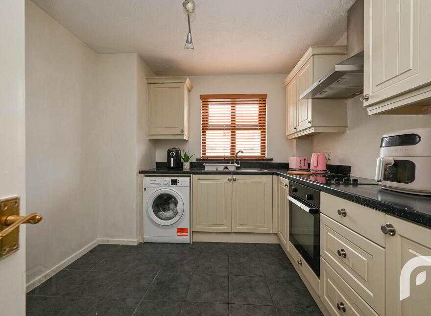 8 Kings Court, Newtownabbey, BT37 0DX