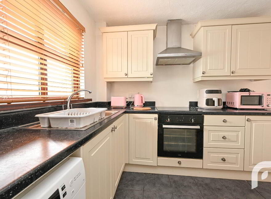 8 Kings Court, Newtownabbey, BT37 0DX