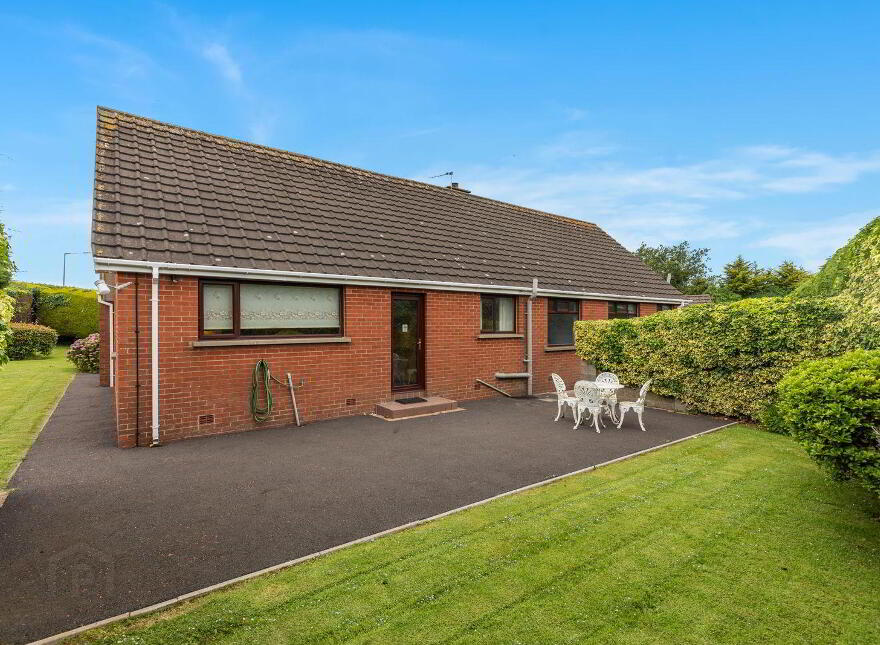 253 Donaghadee Road, Bangor, BT19 6DW