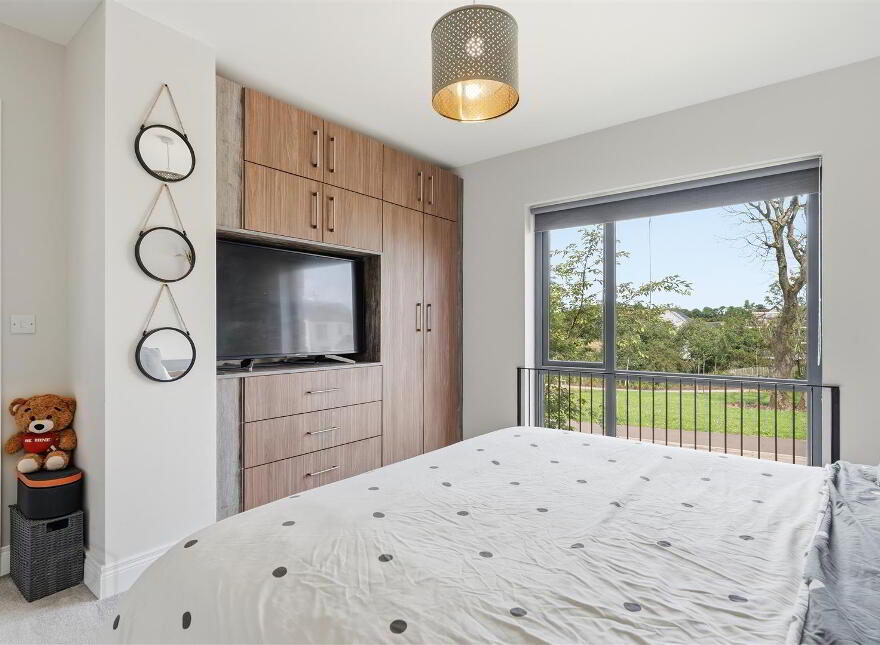 1 Oakwood Ave, Country, Antrim, BT41 2FT