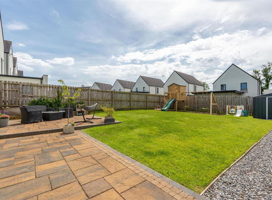 1 Oakwood Ave, Country, Antrim, BT41 2FT